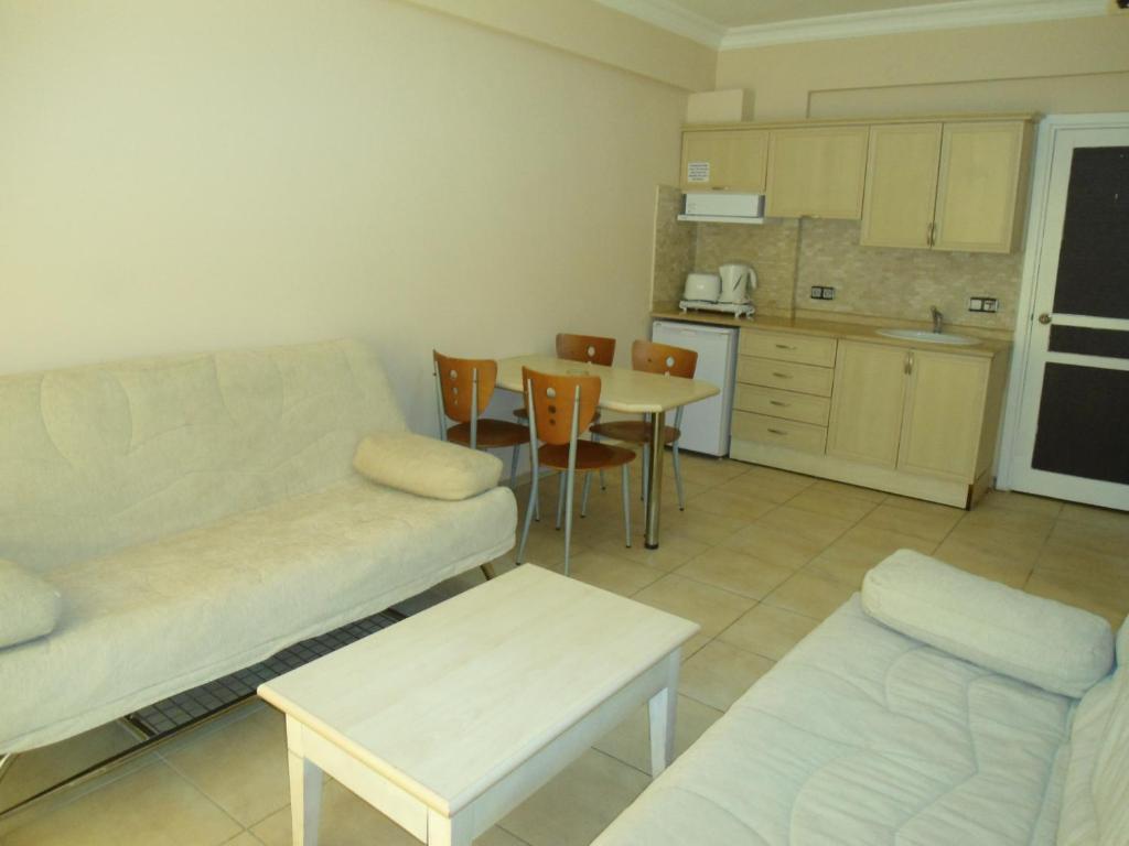 Club Dena Aparthotel Marmaris Buitenkant foto