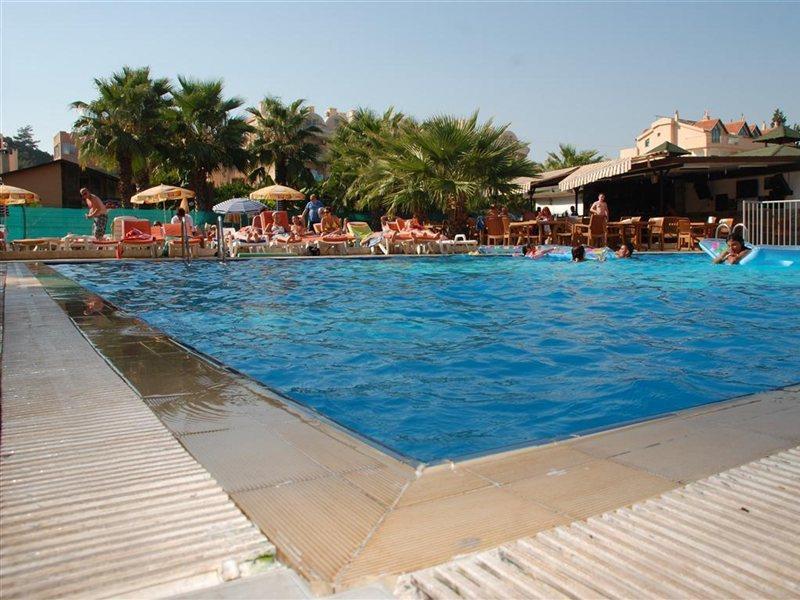Club Dena Aparthotel Marmaris Buitenkant foto