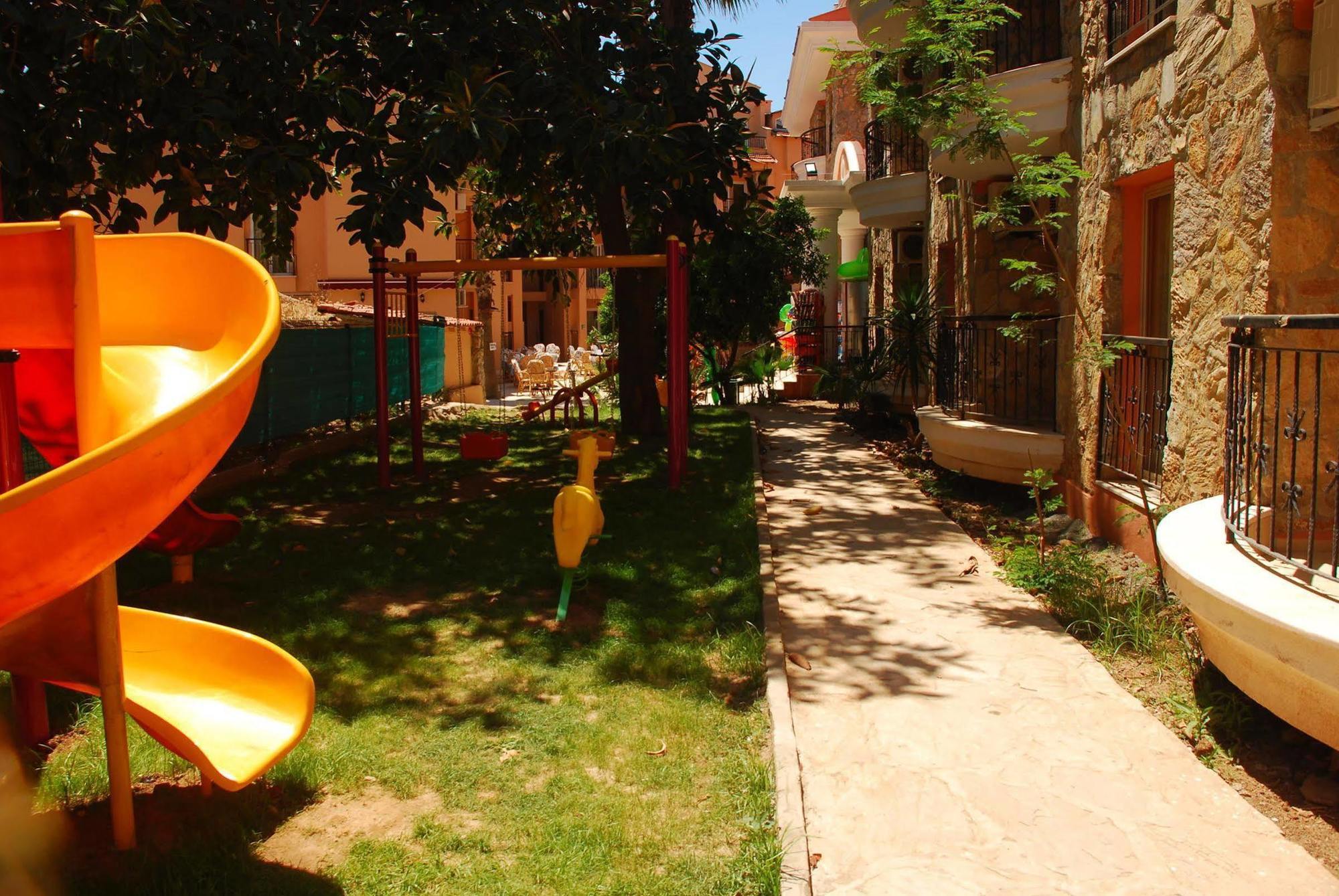 Club Dena Aparthotel Marmaris Buitenkant foto