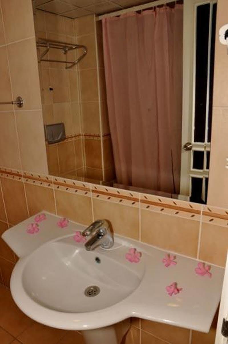 Club Dena Aparthotel Marmaris Buitenkant foto
